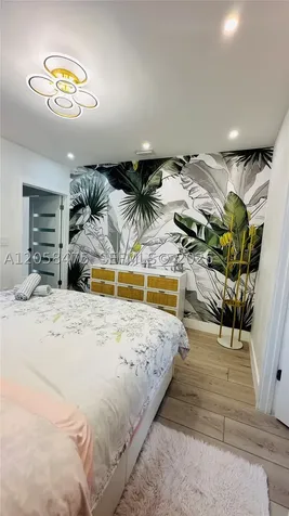1668 SW 20th Street Miami FL 33145