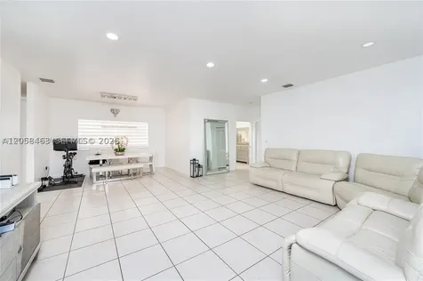 29191 SW 142nd Court Homestead FL 33033