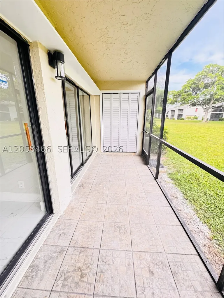 3939 NE 5th Avenue Boca Raton FL 33431