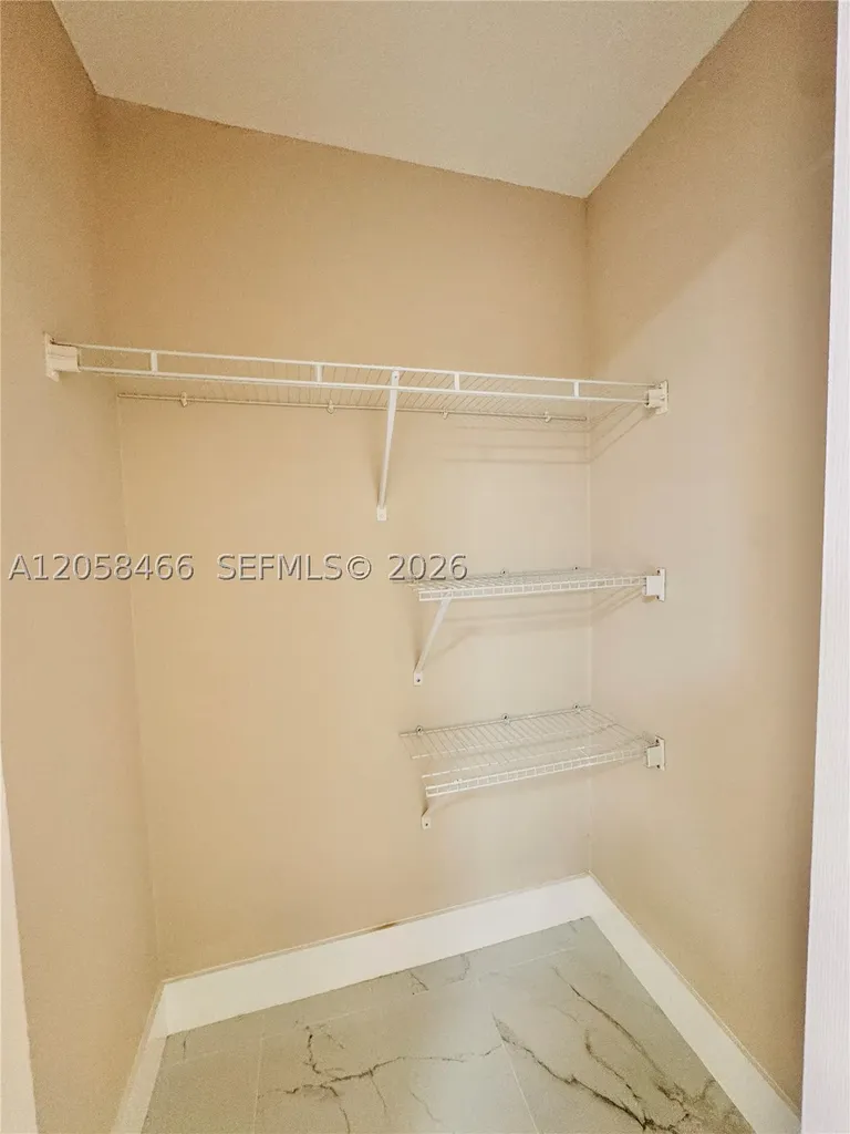 3939 NE 5th Avenue Boca Raton FL 33431