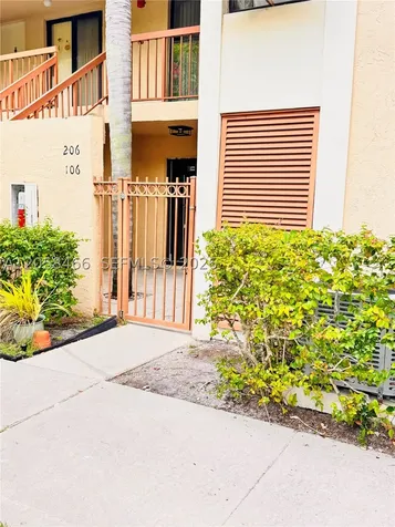 3939 NE 5th Avenue Boca Raton FL 33431