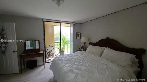 8015 SW 107th Avenue Miami FL 33173