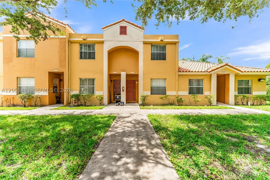 3821 NW 90th Avenue Sunrise FL 33351