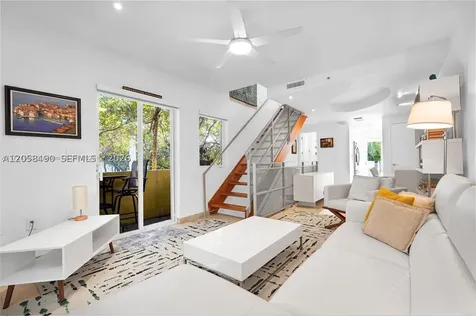 200 Washington Avenue Miami Beach FL 33139