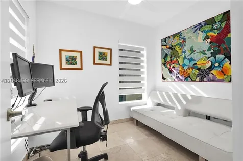 200 Washington Avenue Miami Beach FL 33139