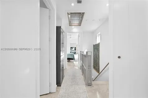 200 Washington Avenue Miami Beach FL 33139