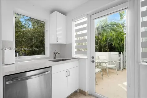 200 Washington Avenue Miami Beach FL 33139