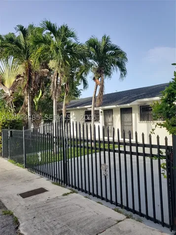 2998 NW 30th Street Miami FL 33142