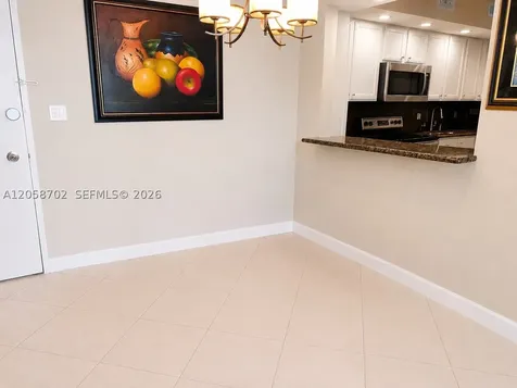 5600 Collins Avenue Miami Beach FL 33140
