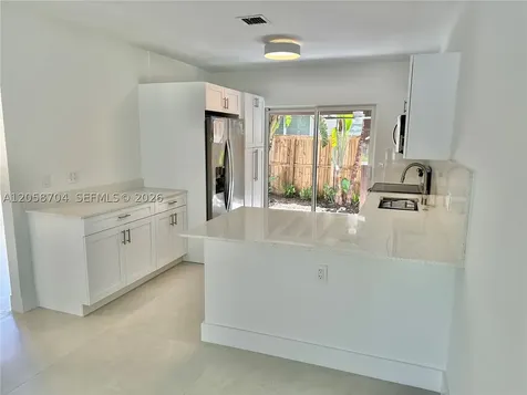 12125 NE 7th Avenue North Miami FL 33161