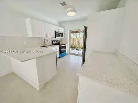 12125 NE 7th Avenue North Miami FL 33161