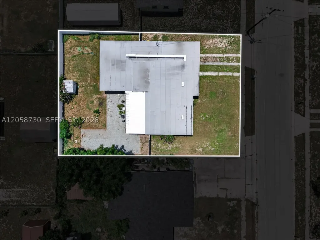 215 Palm Avenue Other City - In The State Of Florida FL 33823