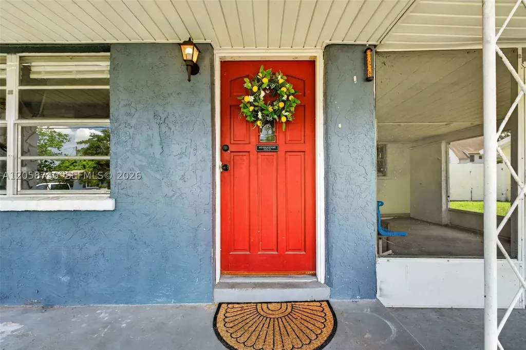 215 Palm Avenue Other City - In The State Of Florida FL 33823