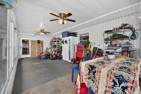 215 Palm Avenue Other City - In The State Of Florida FL 33823