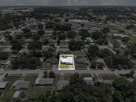 215 Palm Avenue Other City - In The State Of Florida FL 33823