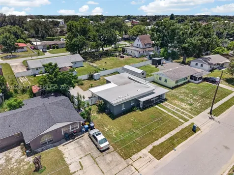 215 Palm Avenue Other City - In The State Of Florida FL 33823