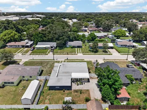 215 Palm Avenue Other City - In The State Of Florida FL 33823