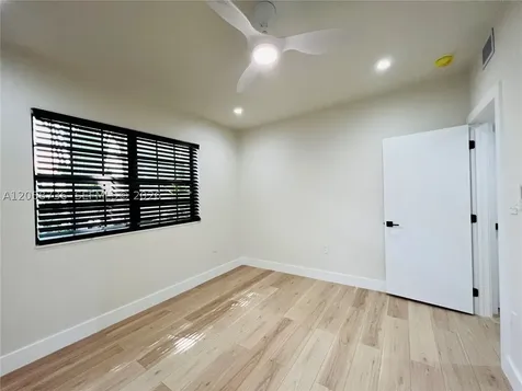1470 Lincoln Terrace Miami Beach FL 33139