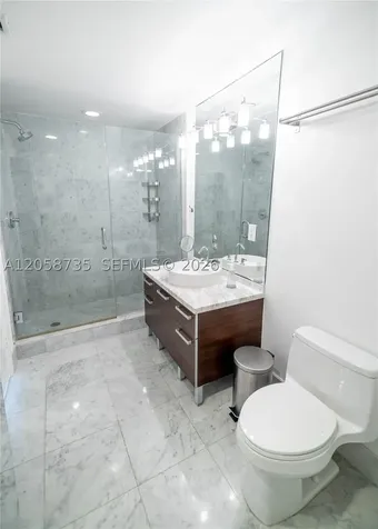 253 NE 2nd Street Miami FL 33132
