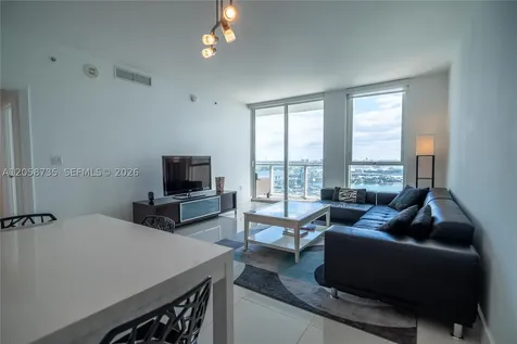 253 NE 2nd Street Miami FL 33132
