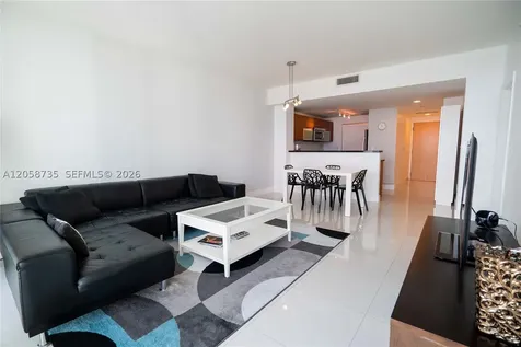 253 NE 2nd Street Miami FL 33132