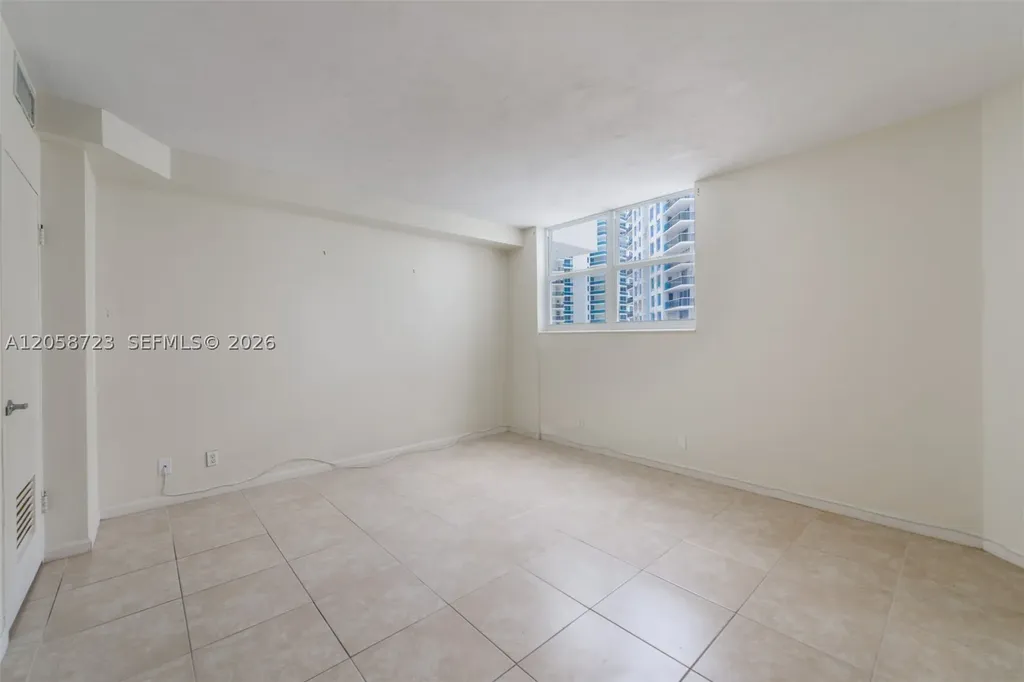 3001 S Ocean Drive Hollywood FL 33019