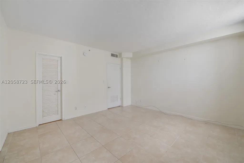 3001 S Ocean Drive Hollywood FL 33019