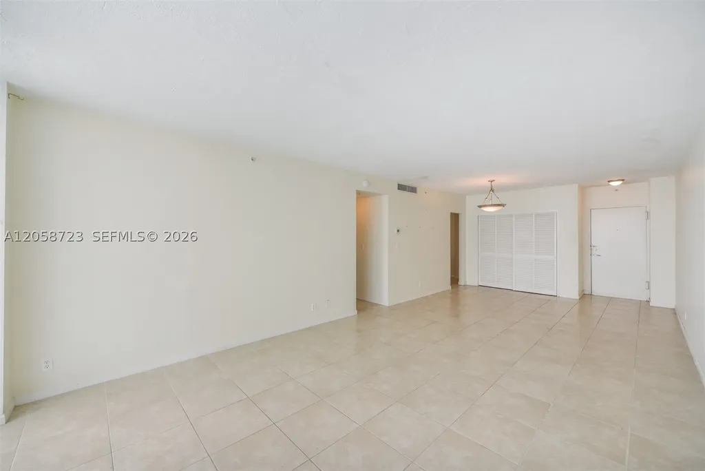 3001 S Ocean Drive Hollywood FL 33019