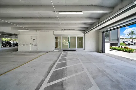 5740 Hollywood Boulevard Hollywood FL 33021