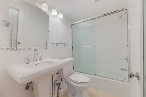 2480 Presidential Way West Palm Beach FL 33401