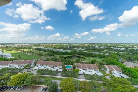 2480 Presidential Way West Palm Beach FL 33401