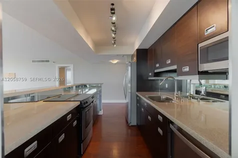 2480 Presidential Way West Palm Beach FL 33401