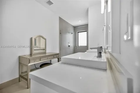 16709 N Botaniko Drive N Weston FL 33326