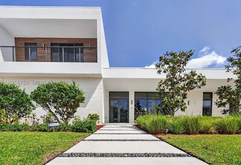16709 N Botaniko Drive N Weston FL 33326