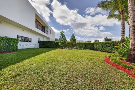 16709 N Botaniko Drive N Weston FL 33326