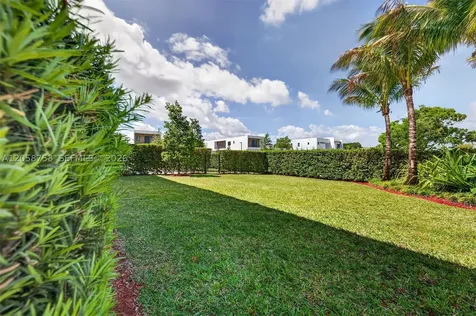 16709 N Botaniko Drive N Weston FL 33326