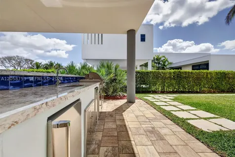 16709 N Botaniko Drive N Weston FL 33326