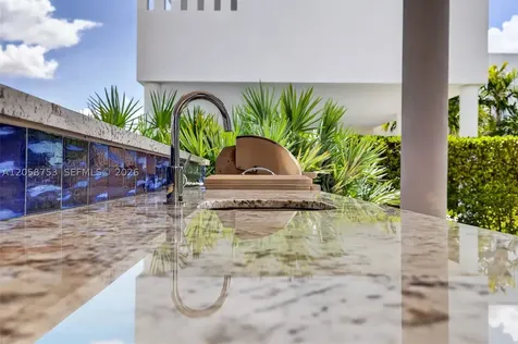 16709 N Botaniko Drive N Weston FL 33326