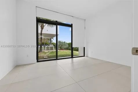 16709 N Botaniko Drive N Weston FL 33326