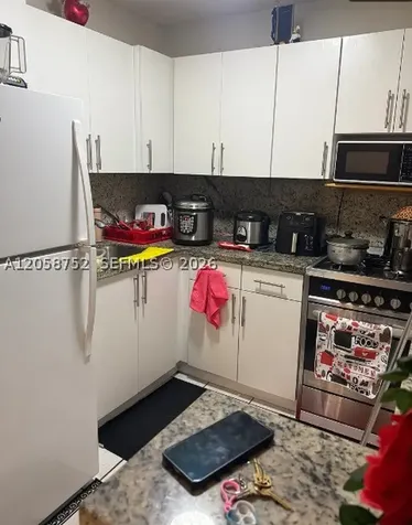 1330 W 54th Street Hialeah FL 33012