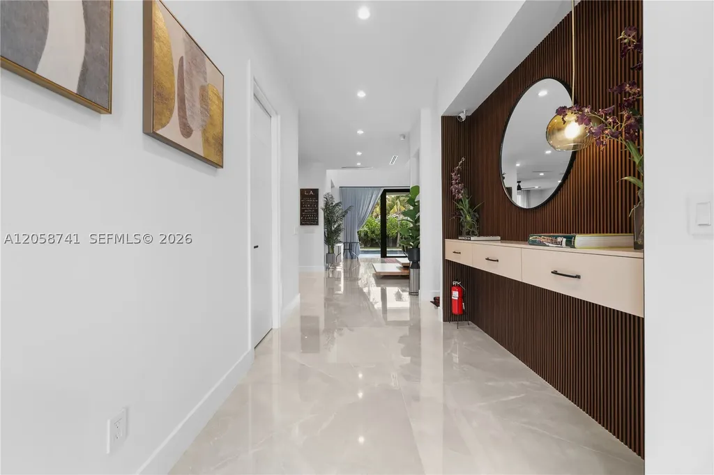 436 NE 10th Avenue Fort Lauderdale FL 33301