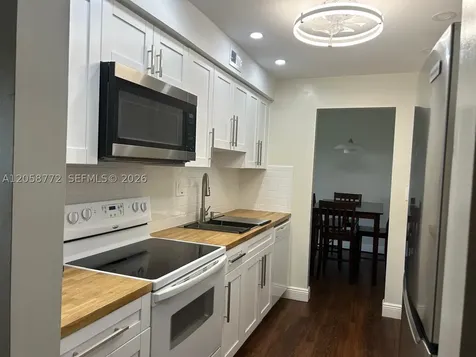 3821 Environ Boulevard Lauderhill FL 33319