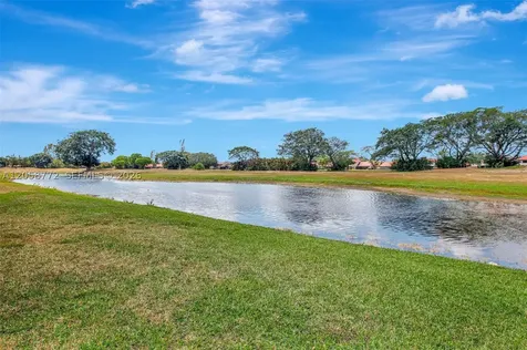 3821 Environ Boulevard Lauderhill FL 33319