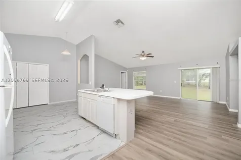 20 Pine Court Loop Other City - In The State Of Florida FL 34472