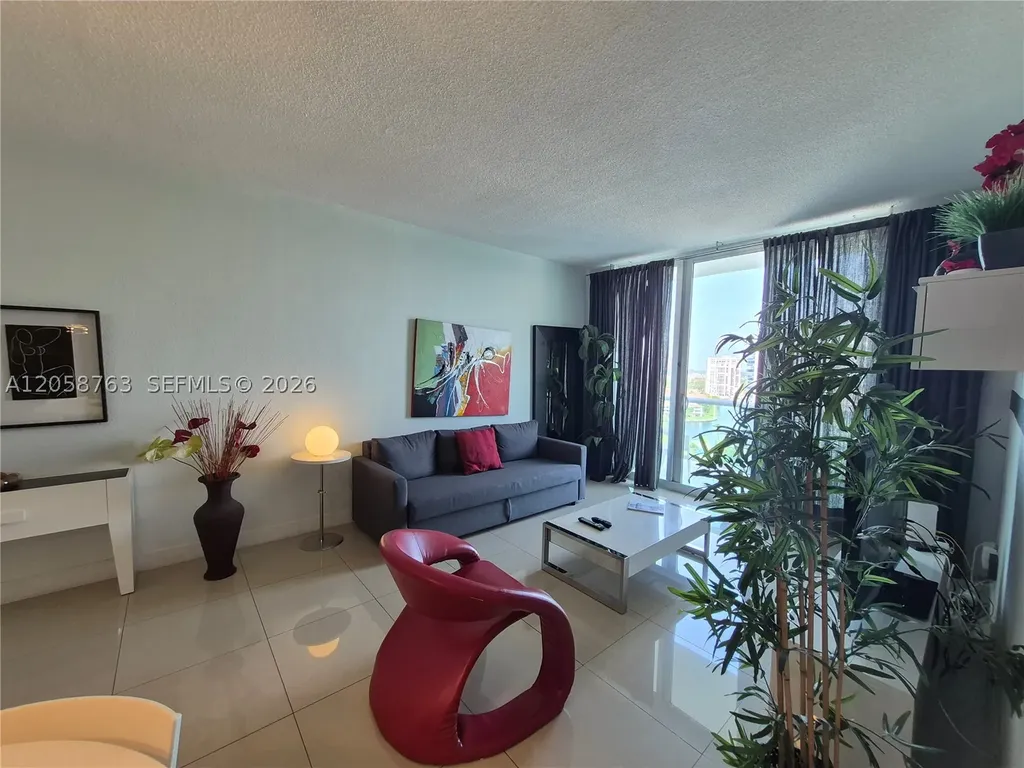 3901 S Ocean Drive Hollywood FL 33019