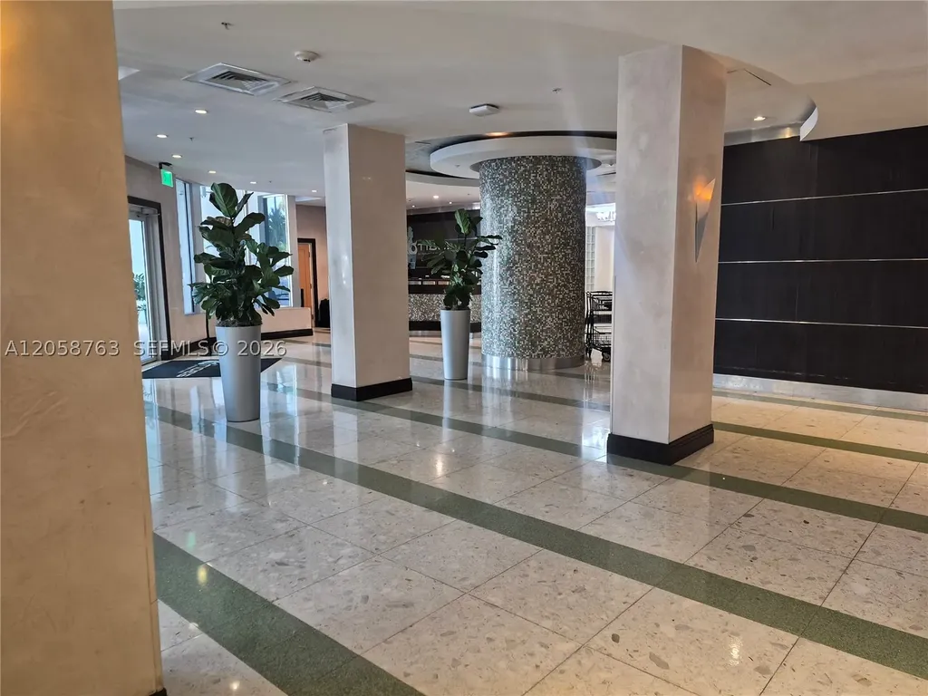 3901 S Ocean Drive Hollywood FL 33019