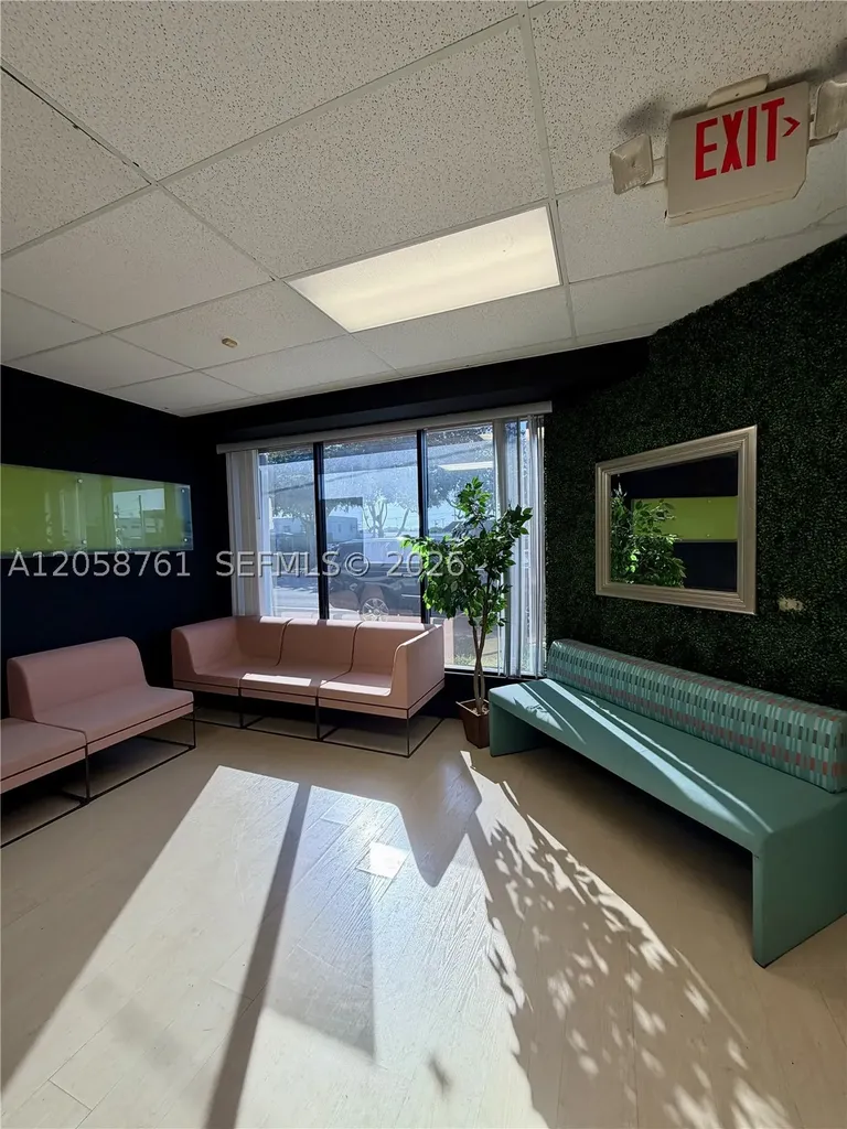 517 S 21st Avenue Hollywood FL 33020