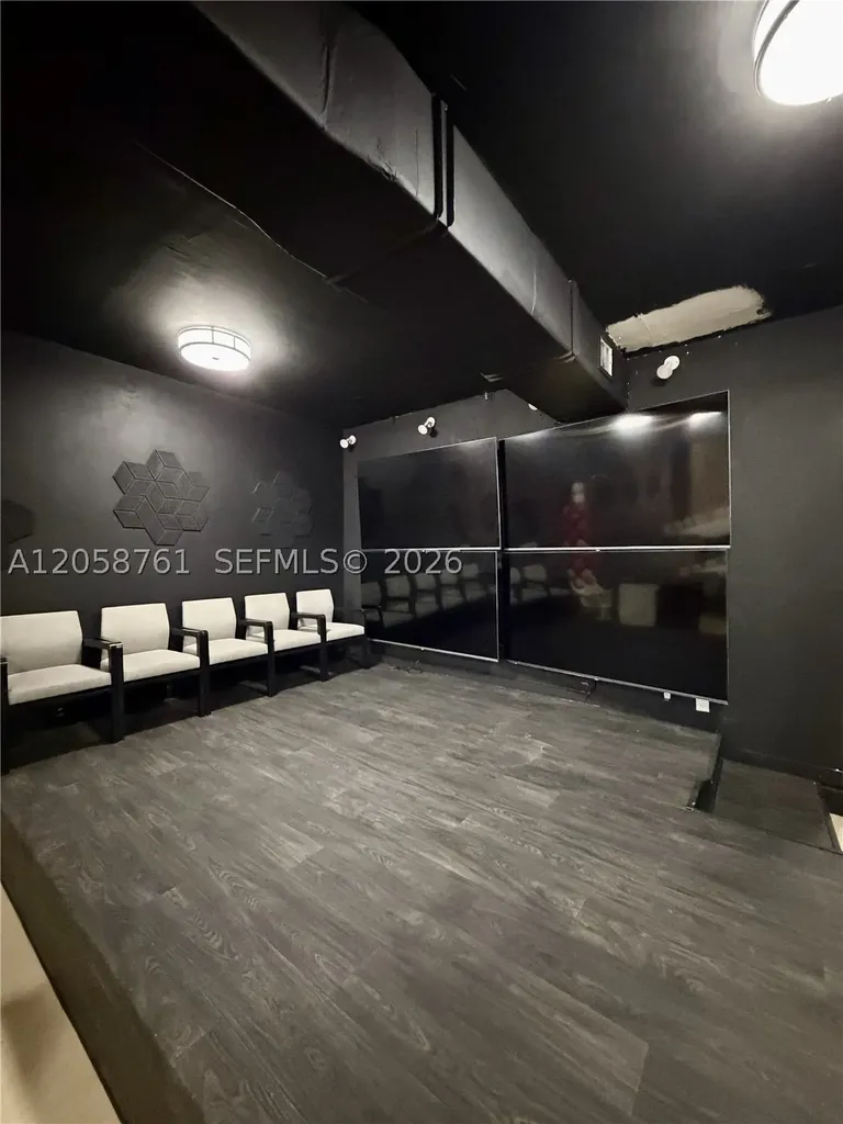 517 S 21st Avenue Hollywood FL 33020