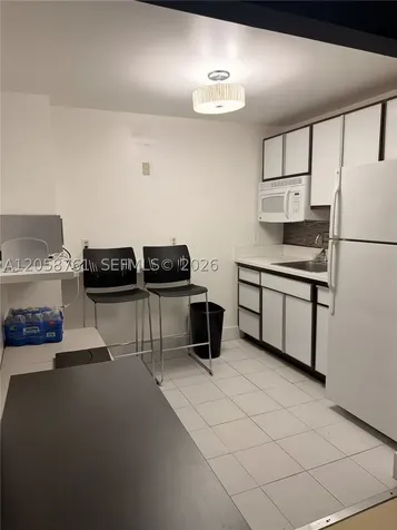 517 S 21st Avenue Hollywood FL 33020