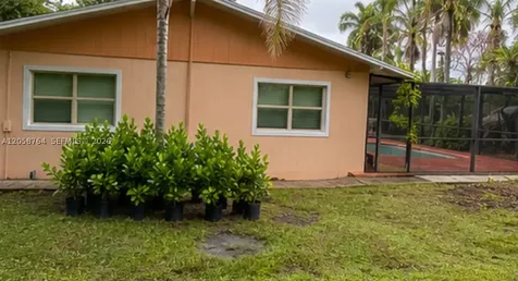 1051 S 37th Street Fort Pierce FL 34947
